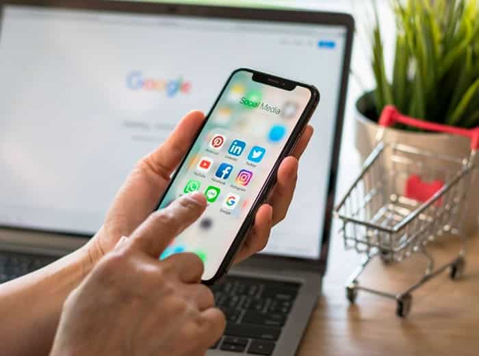 4 tips de manejo de redes sociales que no debes dejar de implementar estrategia de administracion de redes sociales 01 C administracion de redes sociales