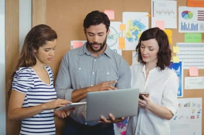 equipo estrategia agencia publicidad digital amd