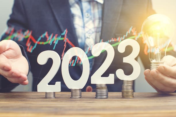 Estadísticas, Análisis y Tendencias Digitales en 2023